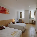 888 Hostel&suites Aparthotel *