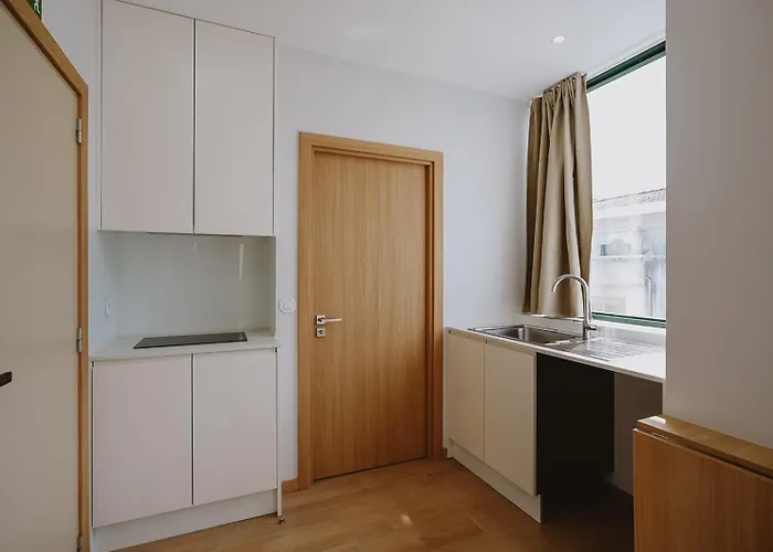 888 Hostel&suites * São João da Madeira